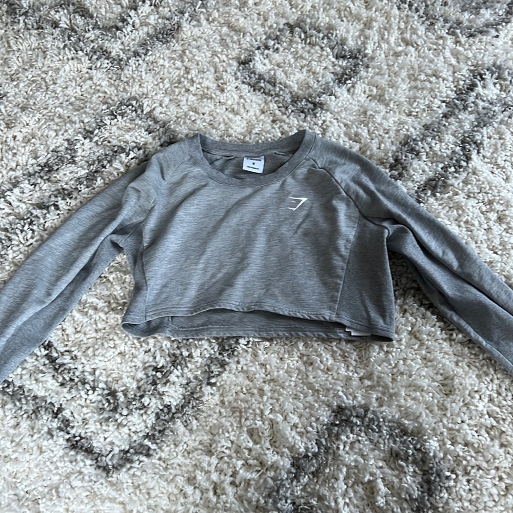 Gymshark Cropped Sweater- medium